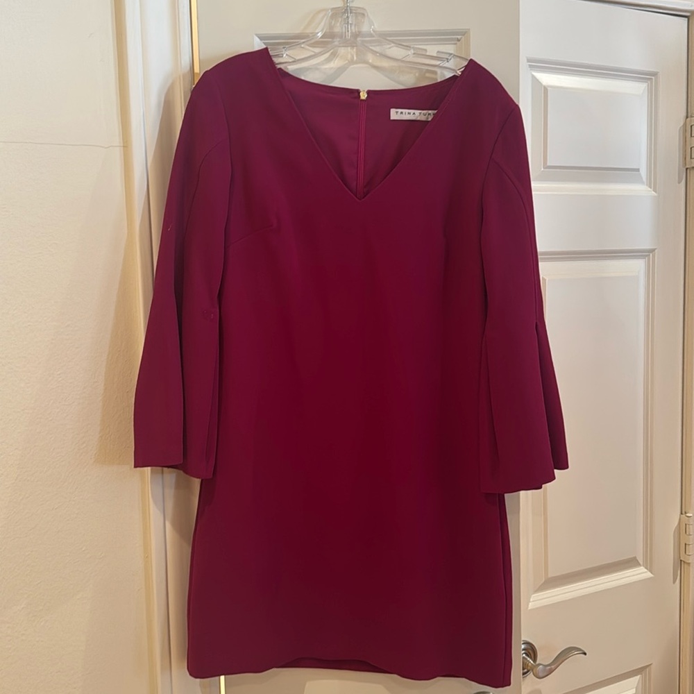 Trina Turk purple long sleeve dress sz 6. Bell sleeves, V neck, above the knee